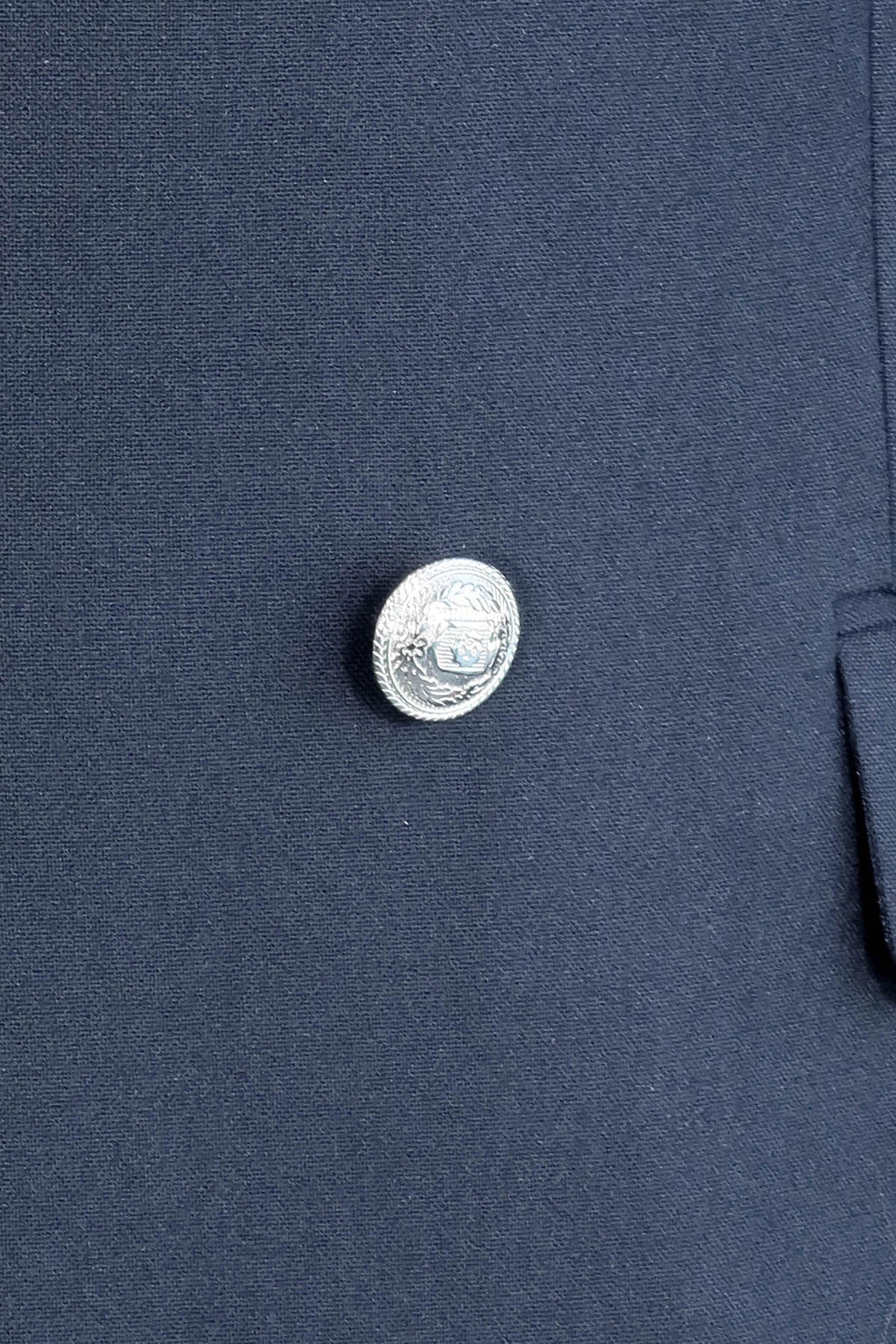 Modern Fit Double-Breasted Navy Men’s Suit with Silver-Tone Metal Buttons – Wessi
